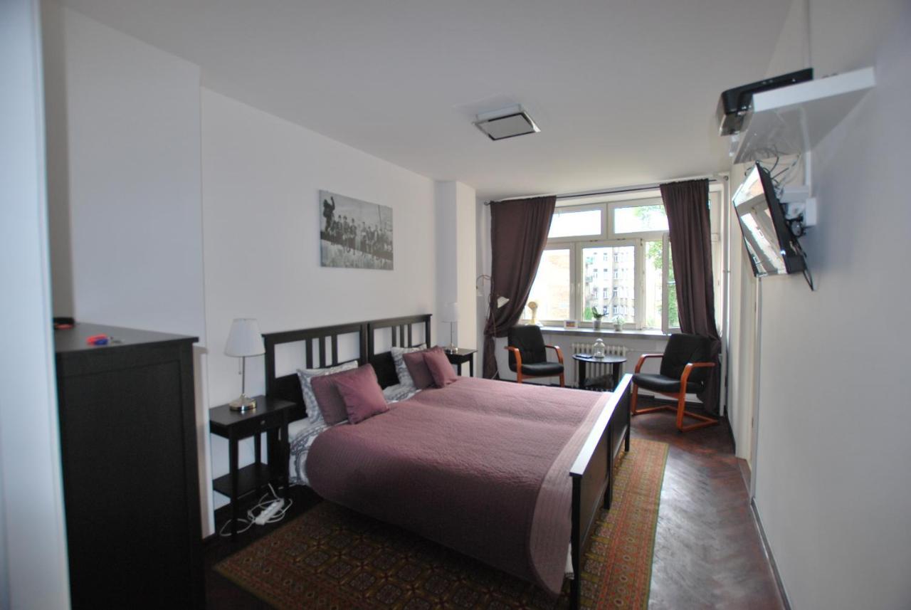 Fiesta Apartament Варшава Екстериор снимка