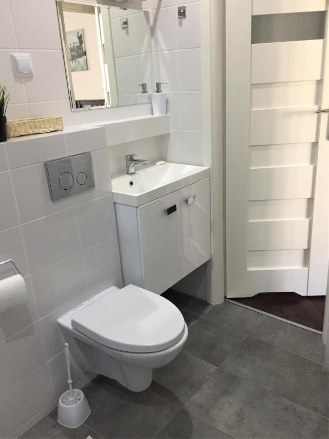 Fiesta Apartament Варшава Екстериор снимка