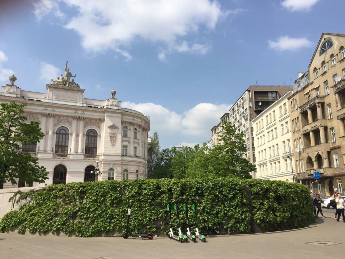 Fiesta Apartament Варшава Екстериор снимка